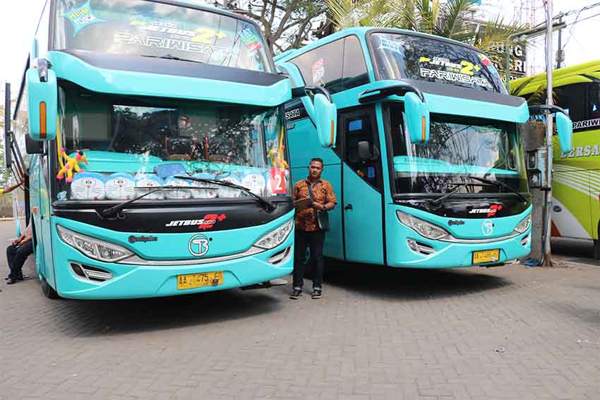 sewa bus pariwisata malang
