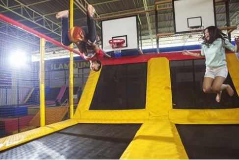 trampoline wahana predator fun park