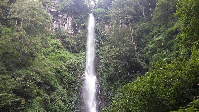 air terjun coban rais