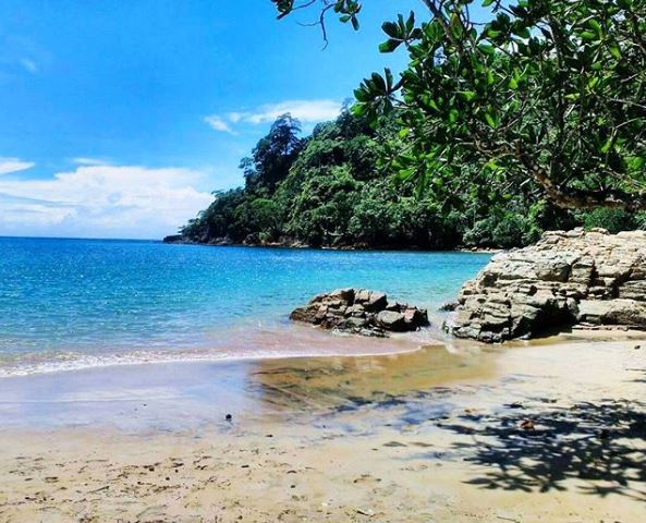 pantai bolu bolu