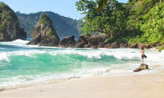 pantai wedi putih