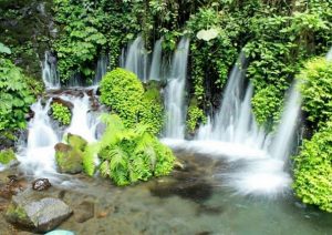 air terjun sumber pitu tumpang