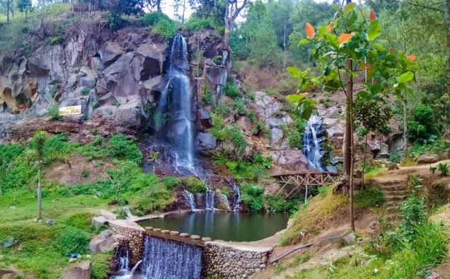 Wisata Coban Putri, Air Terjun di Batu Malang Yang Cantik – ERC TRANS