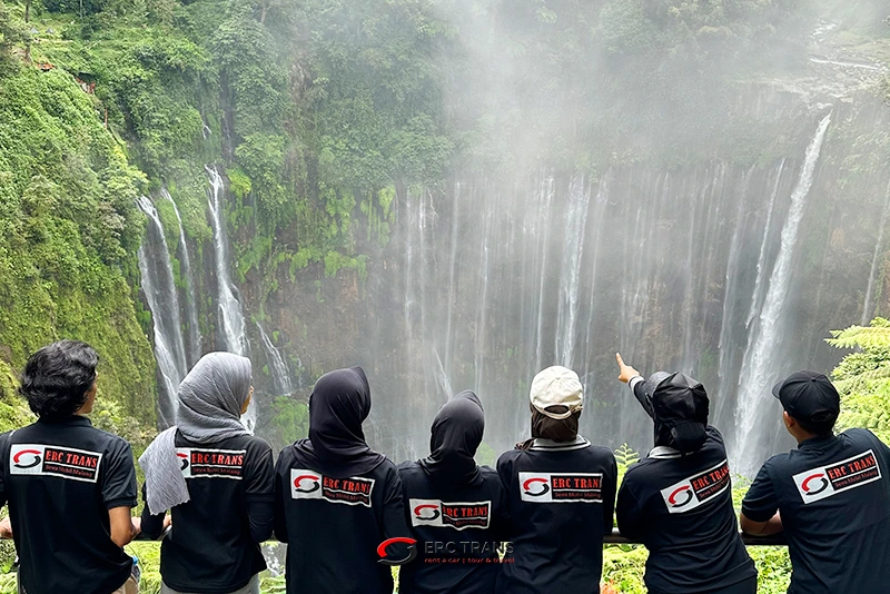panorama tumpak sewu lumajang