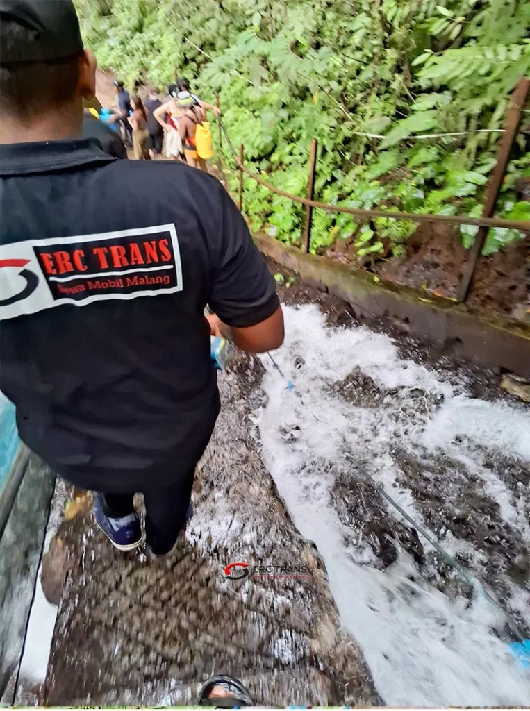 trekking ke tumpak sewu berapa lama